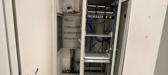 Escritório em Rovigo, Italy 350 m² N.º 375704 19