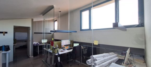 Escritório em Rovigo, Italy 350 m² N.º 375704 23