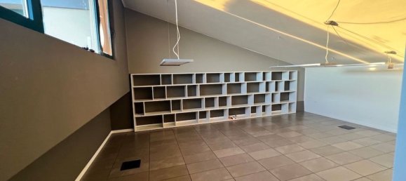 Escritório em Rovigo, Italy 350 m² N.º 375704 27