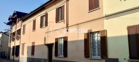 Apartamento de 2 dormitorios en Barlassina, Italy No. 335992 19