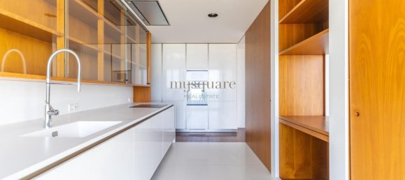 5 bedrooms Duplex in Vila Nova de Gaia, Portugal No. 145961 10