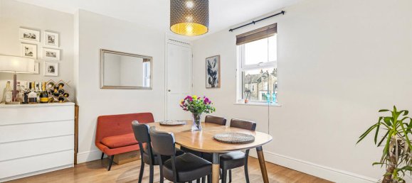 3 bedrooms Maisonette in London, United Kingdom No. 8711 2