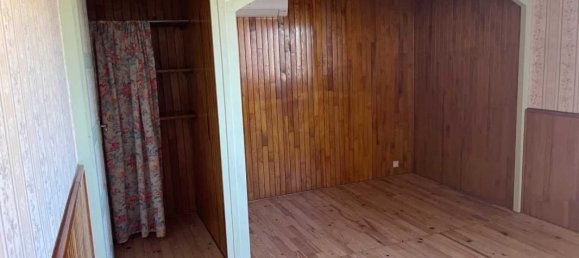 5 bedrooms House in Meyzieu, France No. 192065 15