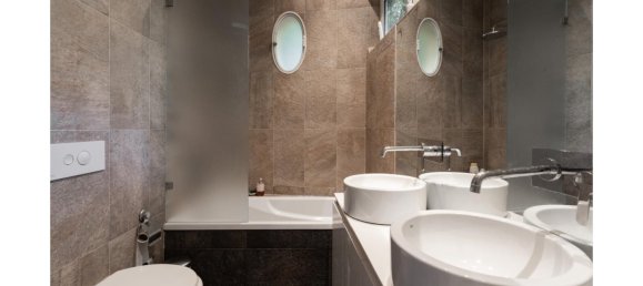 2 chambres Duplex à Lisbon, Portugal No. 137308 18