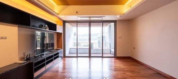 3 Schlafzimmer Doppelhaus in Bangkok, Thailand, Nr. 15115 6