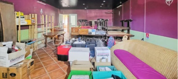 Bureau à Embrun, France 220m² No. 286867 10