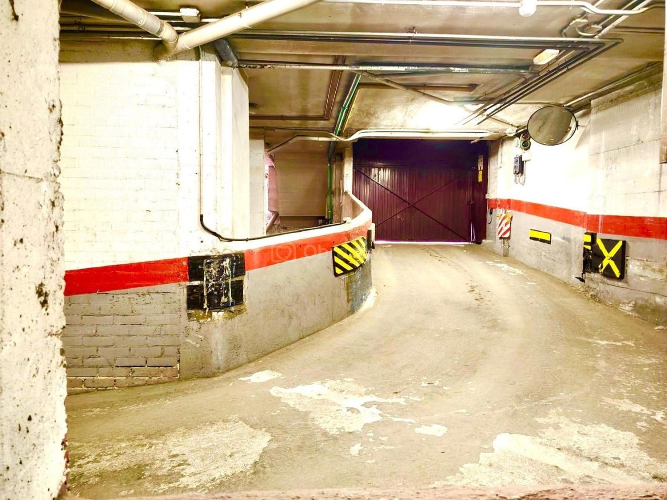 11m² Garage in San Sebastian de los Reyes, Spain No. 173589