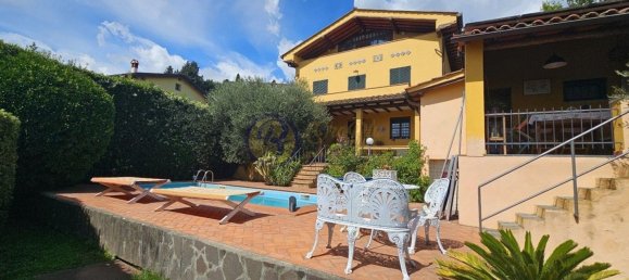 14 rooms Villa in Massarosa, Italy No. 288601 5