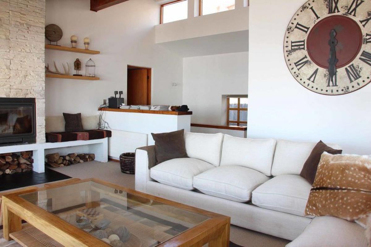 6 bedrooms House in Santiago, Chile No. 2425