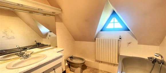 3 bedrooms House in Seine-Maritime, France No. 310147 5