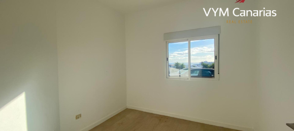 Вилла с 3 спальнями в Гольф-дель-Сур, Испания № 15234 15