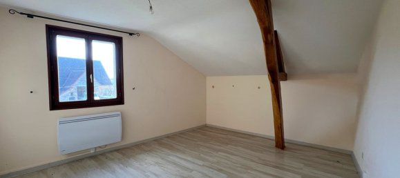 Casa T4 em Saint-Pierre-les-Etieux, France N.º 80095 8