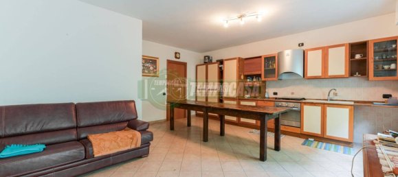 2 غرف نوم شقة في Vignate, Italy رقم 215133 33