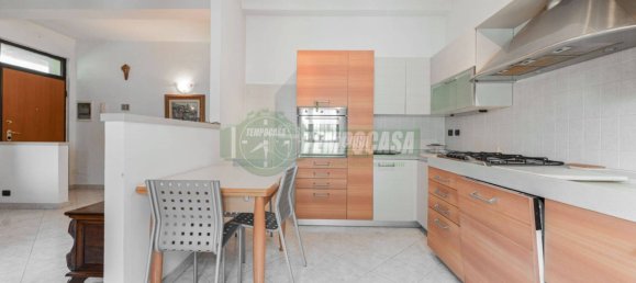 2 غرف نوم شقة في Vignate, Italy رقم 215133 9