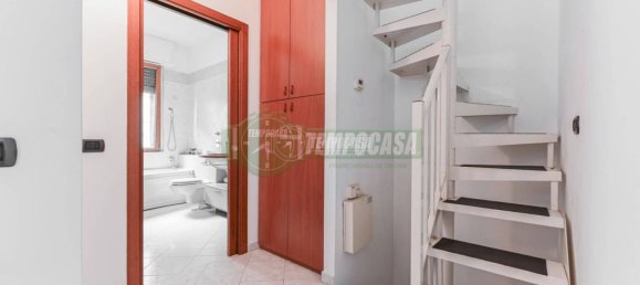 2 غرف نوم شقة في Vignate, Italy رقم 215133 10