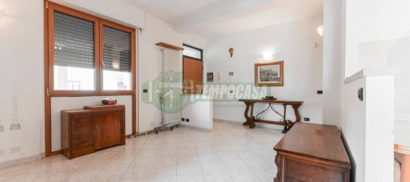 2 غرف نوم شقة في Vignate, Italy رقم 215133 5