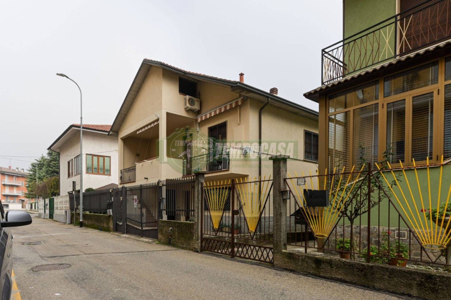 2 غرف نوم شقة في Vignate, Italy رقم 215133