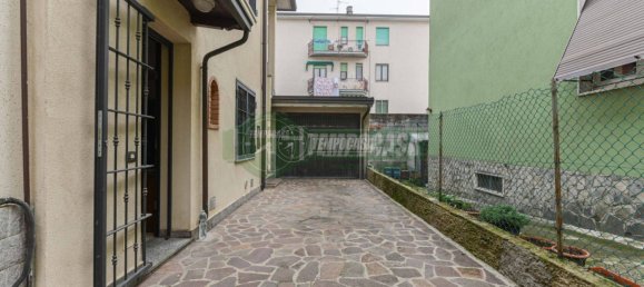 2 غرف نوم شقة في Vignate, Italy رقم 215133 39