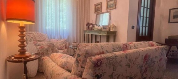 4 bedrooms Villa in Massa, Italy No. 209050 13