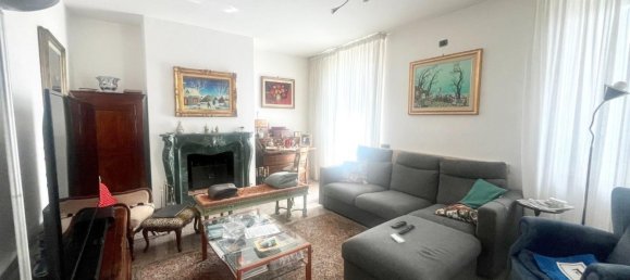 4 bedrooms Villa in Massa, Italy No. 209050 11