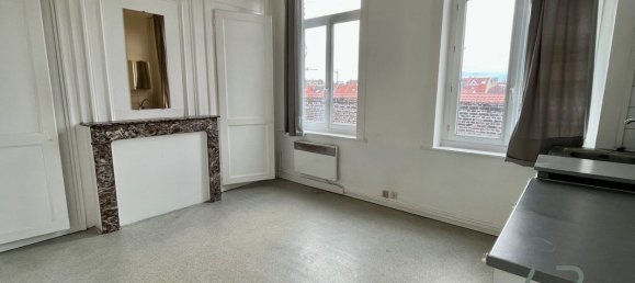 2 rooms Apartment in Lille, France No. 230451 3