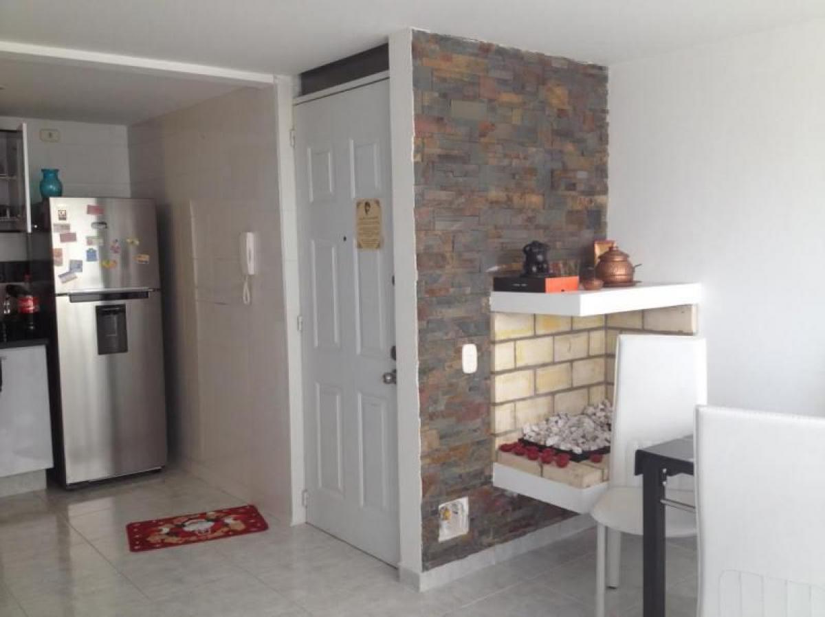 Casa de 3 dormitorios en Bogotá, Colombia No. 12247