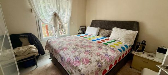 5 bedrooms House in Drancy, France No. 309286 3