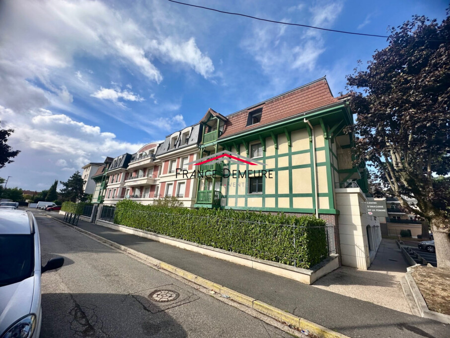 Apartamento de 2 dormitorios en Franconville, France No. 318767