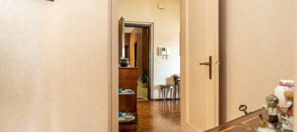 1 bedroom Apartment in Turin, Italy No. 355479 16