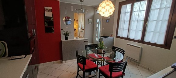 Дом с 3 спальнями в Жуэ-ле-Тур, Франция № 253184 6