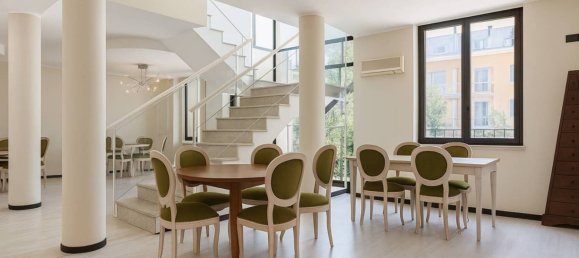 5-Zimmer Gewerbliche Immobilie in Malnate, Italy, Nr. 301429 12