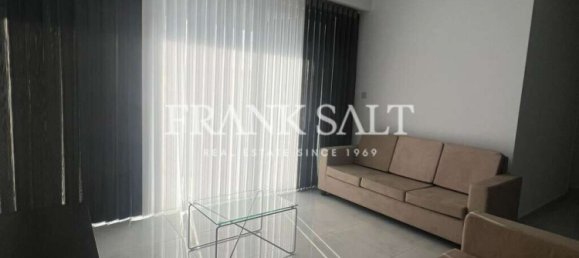 3 غرف نوم طابقين في Attard, Malta رقم 4823 6