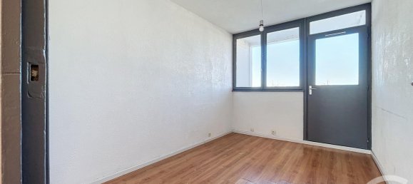 2 Schlafzimmer Wohnung in Troyes, France, Nr. 219527 9