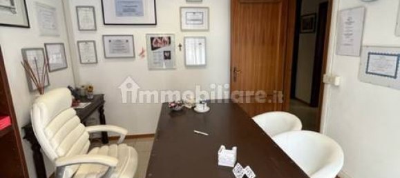 5 rooms Office in Perugia, Italy No. 103129 3