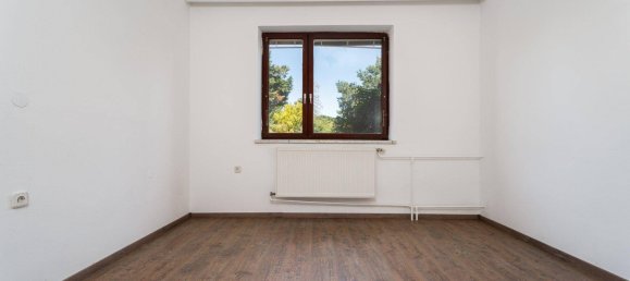 4 rooms House in Ganserndorf, Austria No. 138104 3