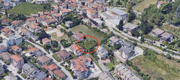 654m² Land in Trento, Italy No. 226588 2