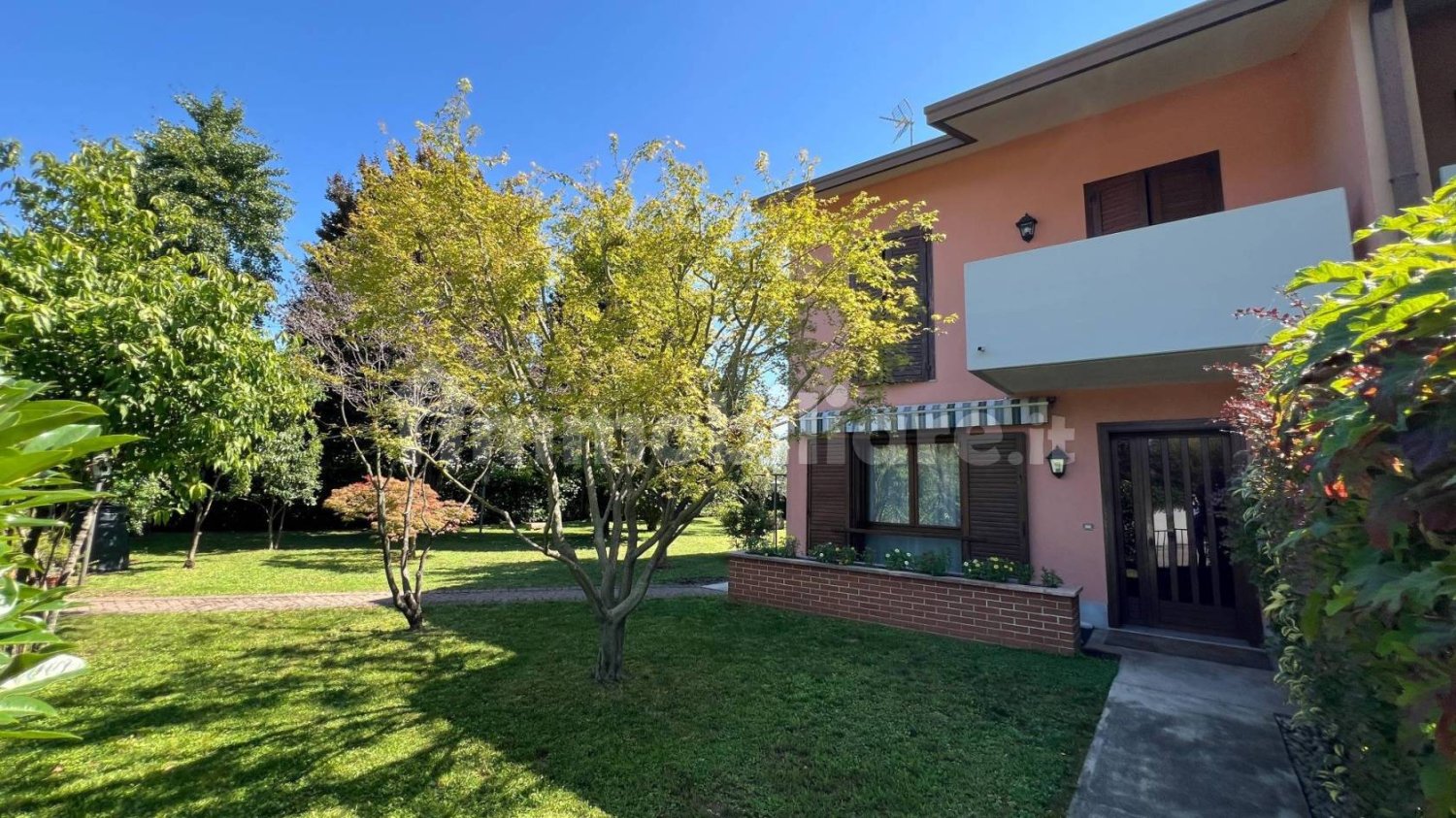 3 bedrooms House in Pordenone, Italy No. 325809