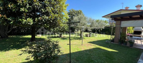 3 bedrooms House in Pordenone, Italy No. 325809 9