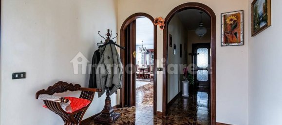 Вилла с 3 спальнями в Альбино, Италия № 167582 5