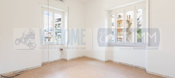 2 bedrooms Apartment in Rome, Italy No. 274823 4