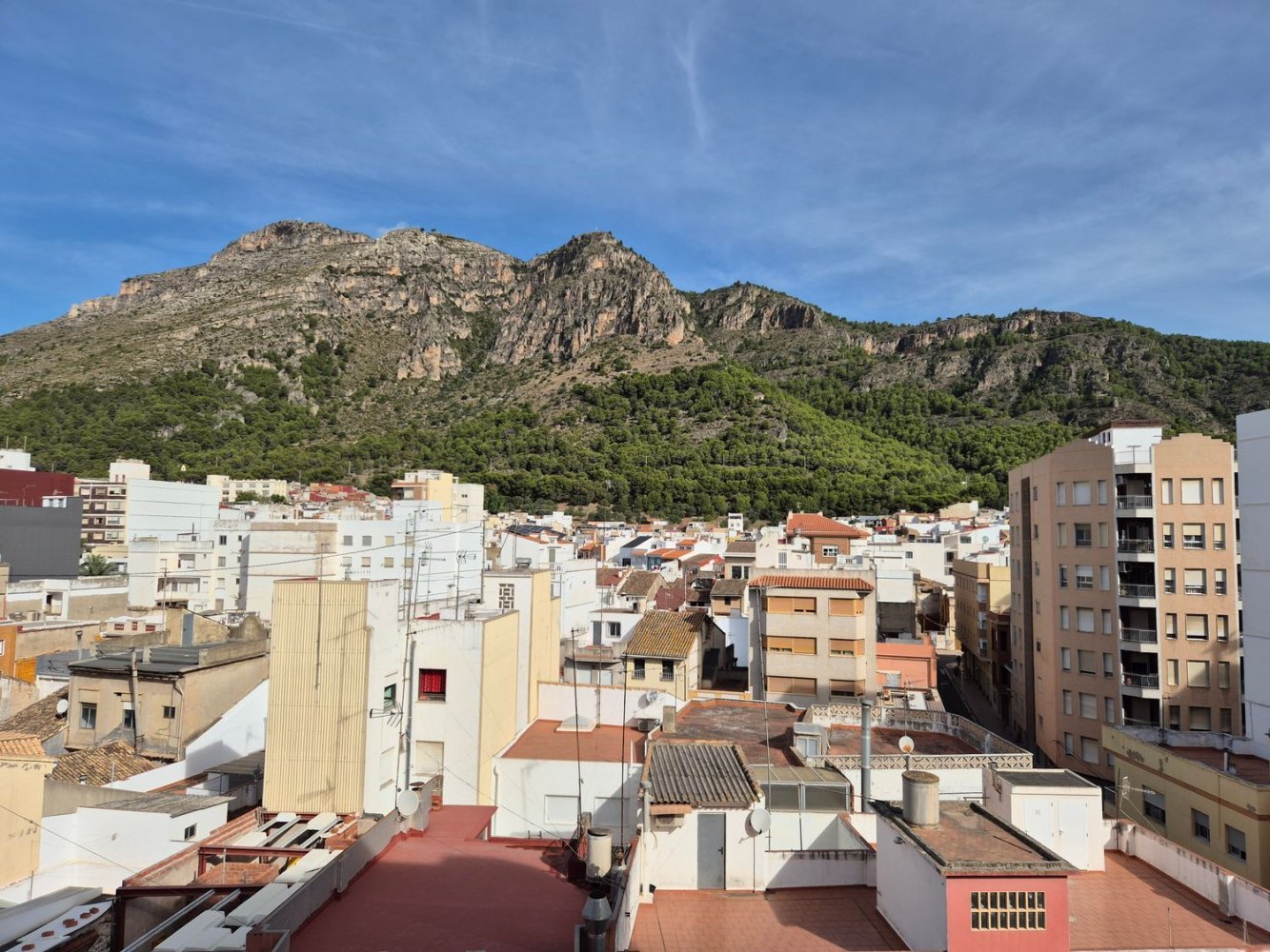 4 bedrooms Apartment in Valencia, Spain No. 216845