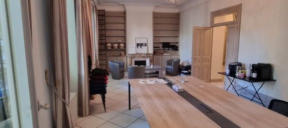 3 Schlafzimmer Wohnung in Avignon, France, Nr. 277606 2