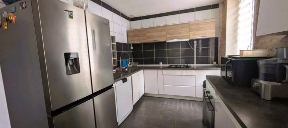 Casa de 3 dormitorios en Treilles-en-Gatinais, France No. 249884 6