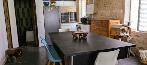 Casa de 3 dormitorios en Treilles-en-Gatinais, France No. 249884 5