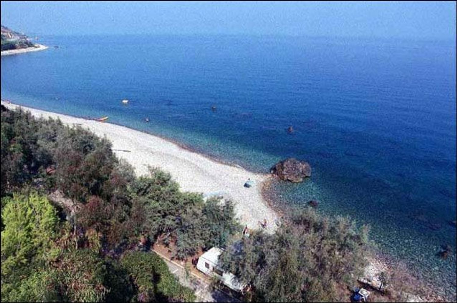  عقار تجاري في Tusa, Italy 10000متر مربع رقم 289655