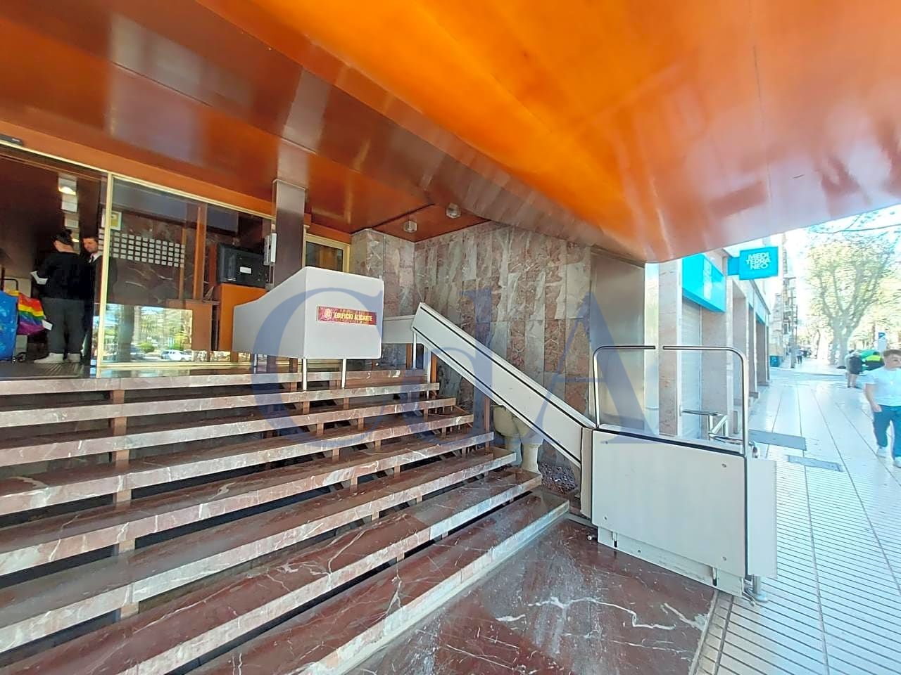 Квартира с 4 спальнями в Аликанте, Испания № 4911