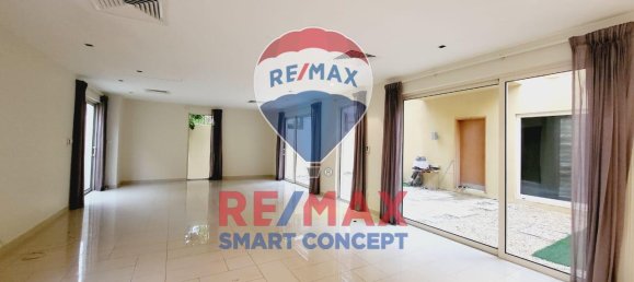 Вилла с 5 спальнями в Al Raha Gardens, ОАЭ № 22667 7