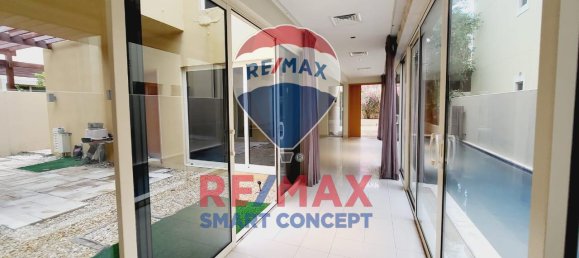 Вилла с 5 спальнями в Al Raha Gardens, ОАЭ № 22667 17