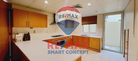 Вилла с 5 спальнями в Al Raha Gardens, ОАЭ № 22667 8