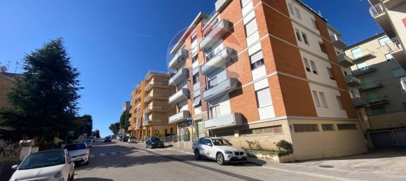 4 rooms Apartment in Recanati, Italy No. 8629 31